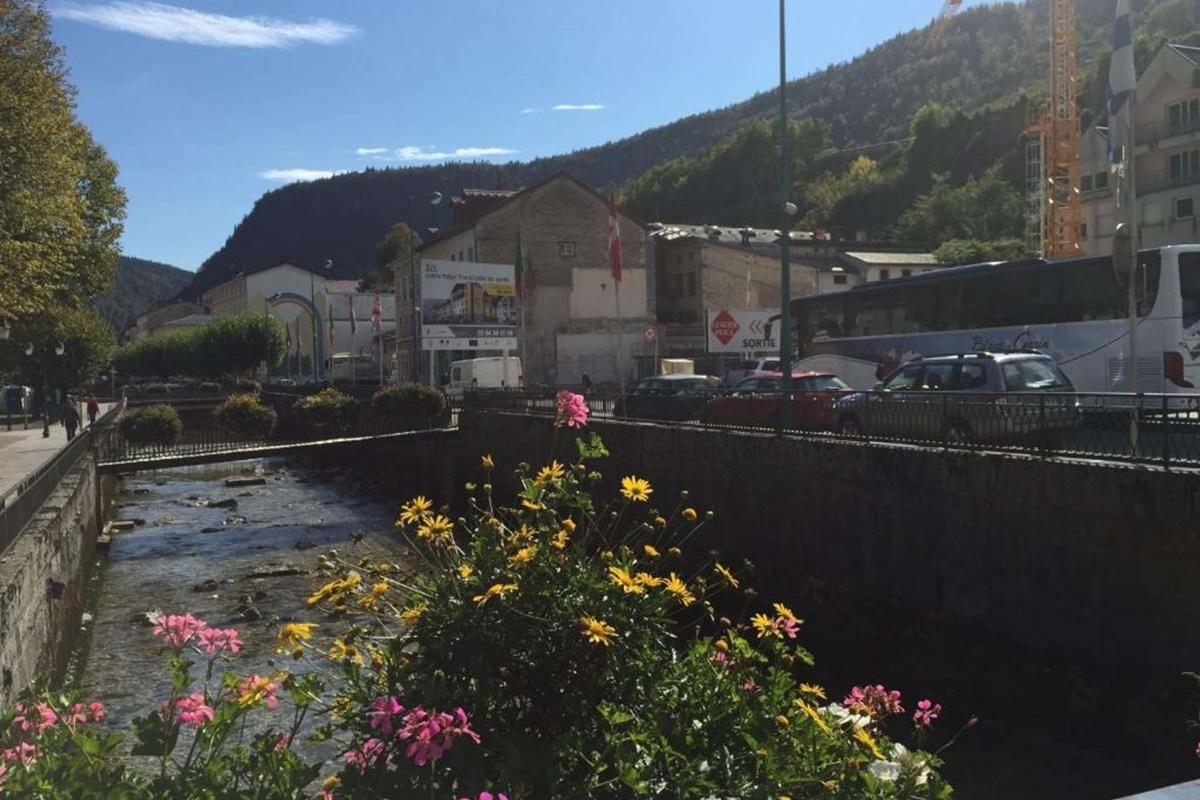 Hotel Morez Exterior photo